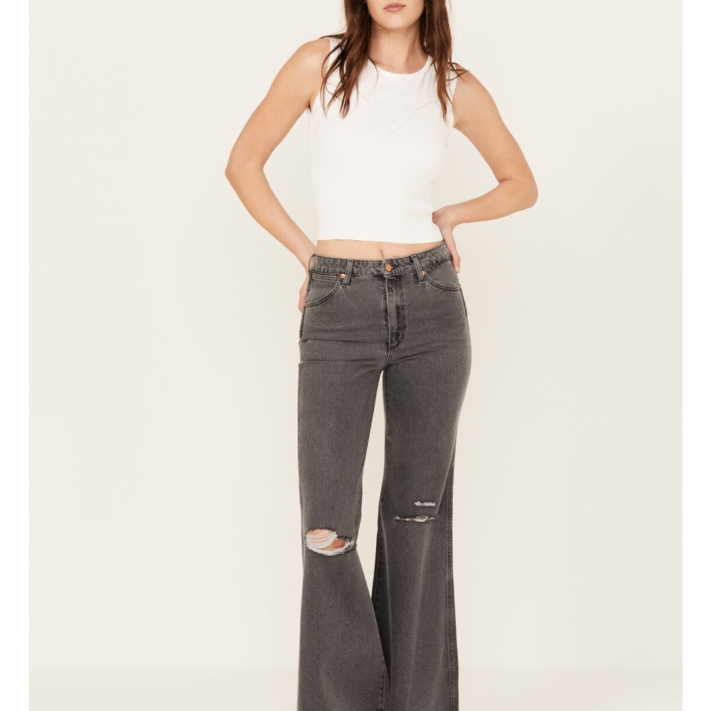 Wrangler Women's Heart Patch Wanderer Flare Jeans 27/32